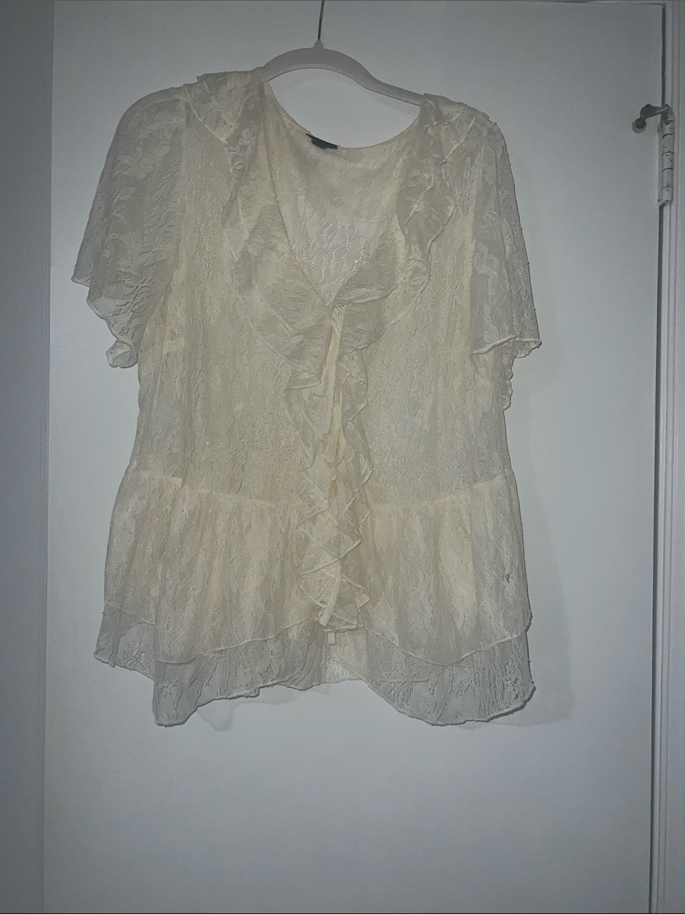 torrid Cream Lace Ruffle Peplum Blouse